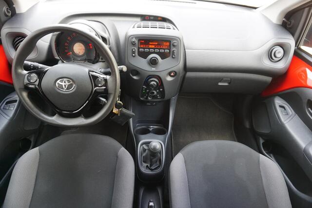Toyota AYGO 1.0 VVT-i x-fun/Dealeronderhouden/1e Eigenaar/