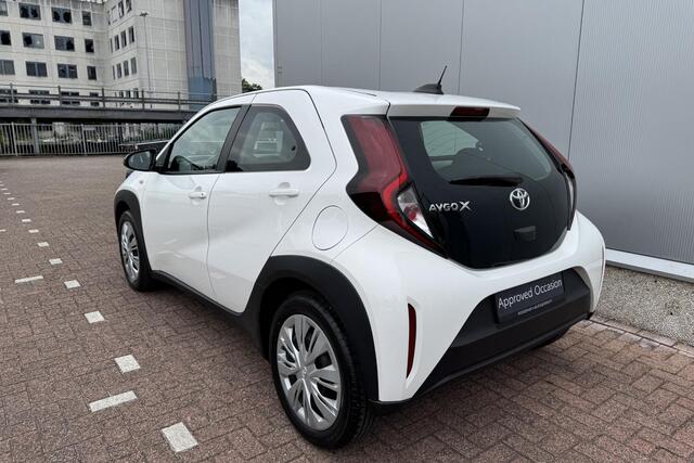 Toyota AYGO X 1.0 VVT-i S-CVT Play Automaat, Apple Carplay en/of Android auto Navigatie, Achteruitrijcamera, Adaptieve cruise control