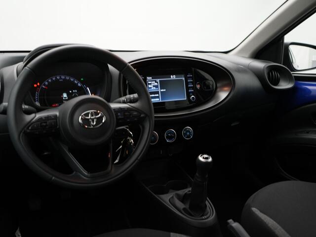 Toyota AYGO X 1.0 VVT-i MT Play