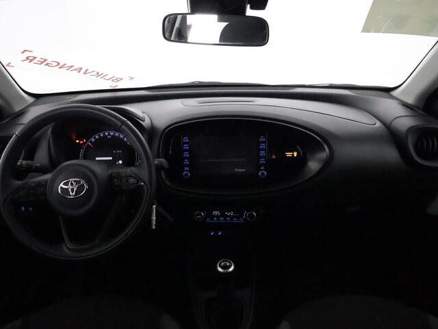 Toyota AYGO X 1.0 VVT-i MT First Sport | Apple Carplay & AndroidAUTO | Stoelverwarming | Camera | Privacy Glass | Lichtmetalen velgen |