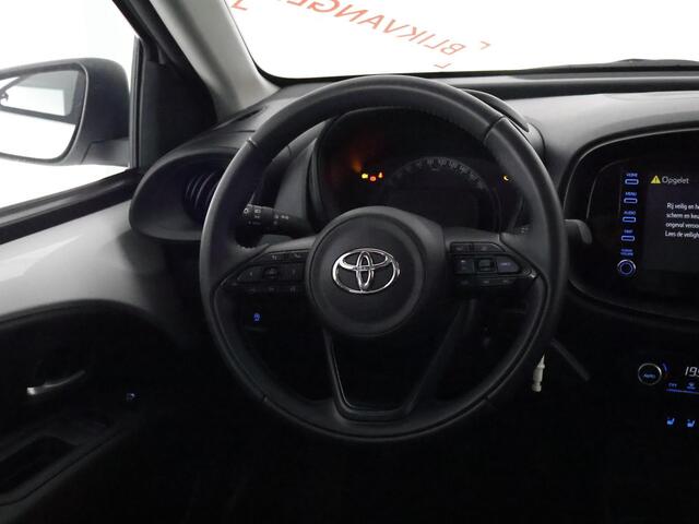 Toyota AYGO X 1.0 VVT-i MT First Sport | Apple Carplay & AndroidAUTO | Stoelverwarming | Camera | Privacy Glass | Lichtmetalen velgen |
