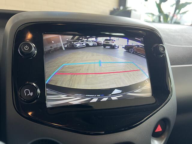 Toyota AYGO 1.0 VVT-i x-play Navi | Cruise | Apple carplay | Camera