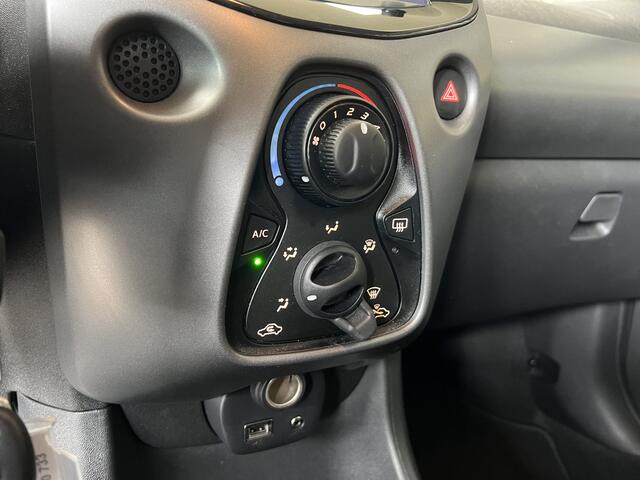 Toyota AYGO 1.0 VVT-i x-play Navi | Cruise | Apple carplay | Camera