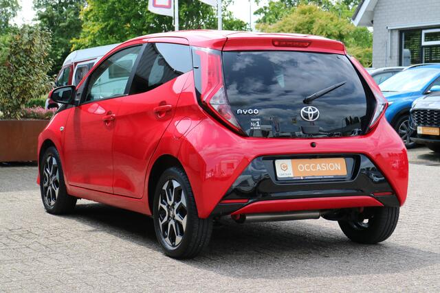 Toyota AYGO 1.0 VVT-i x-play | Automaat! | Navi | Camera |