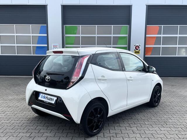 Toyota AYGO 1.0 VVT - IX
