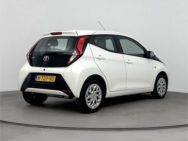 Toyota AYGO 1.0 VVT-i x-play