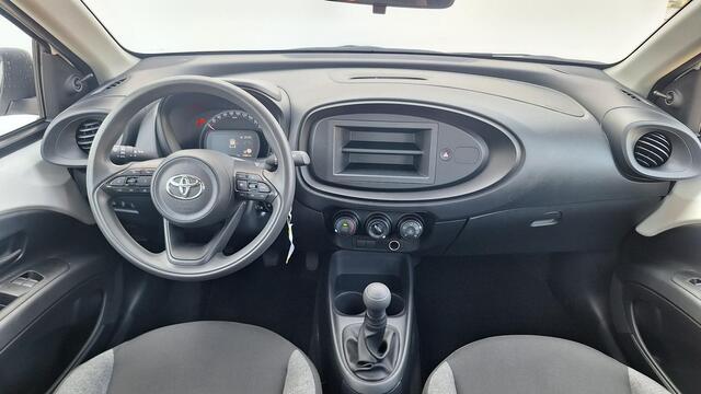 Toyota AYGO X 1.0 VVT-i MT Rijklaar pijs
