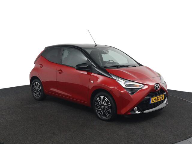 Toyota AYGO 1.0 VVT-i x-clusiv | Keyless Entry | Lederen/ stof bekleding | Climate Control | Meest Luxe uitvoering |