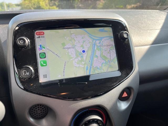 Toyota AYGO 1.0 VVT-i x-play |Lage tellerstand | Automaat | Apple Carplay/Android Auto