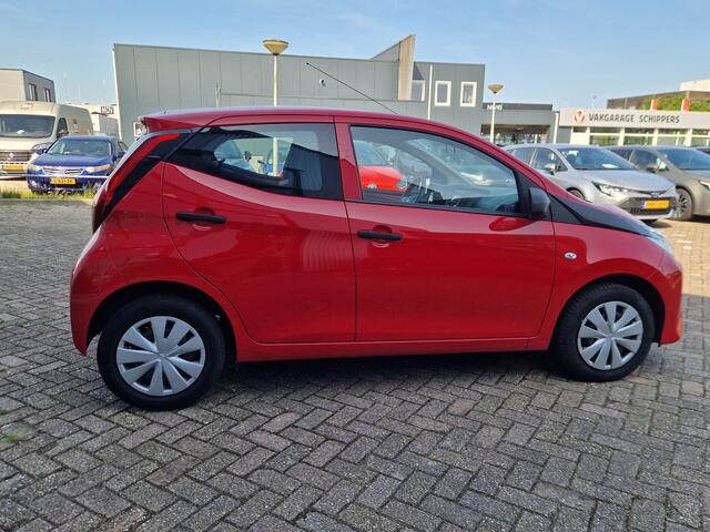 Toyota AYGO 1.0 VVT-i x-fun Airco Bluetooth