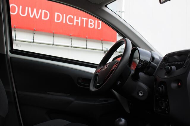 Toyota AYGO 1.0 VVT-i x-fun