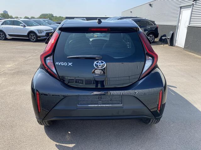 Toyota AYGO X 1.0 VVT-i S-CVT Play | Adaptieve cruise control | Apple CarPlay/Android Auto | Achteruitrij camera | Uitklapbare achter ramen | USB-C | Airco |