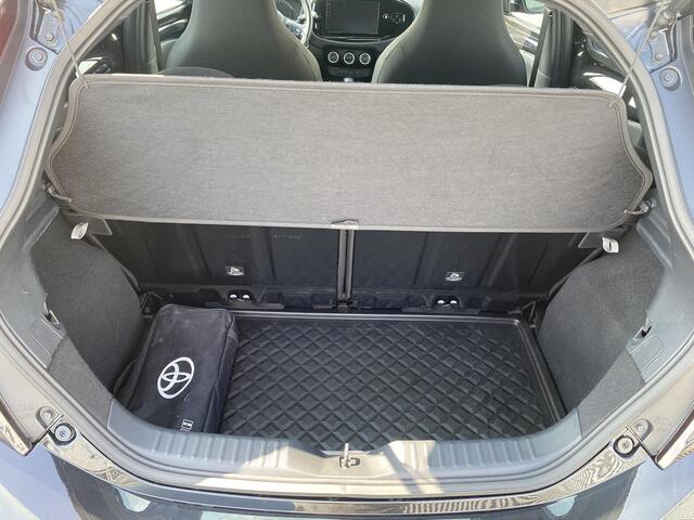 Toyota AYGO X 1.0 VVT-i S-CVT Play | Adaptieve cruise control | Apple CarPlay/Android Auto | Achteruitrij camera | Uitklapbare achter ramen | USB-C | Airco |