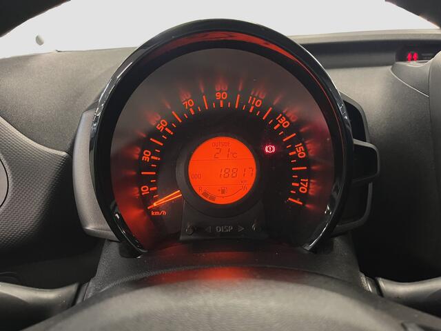 Toyota AYGO 1.0 VVT-i x | Bluetooth | Centrale vergrendeling |