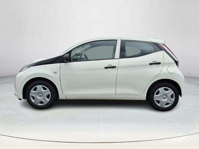 Toyota AYGO 1.0 VVT-i x-fun | 5 deurs | Airconditioning | Bluetooth | Dealer onderhouden |