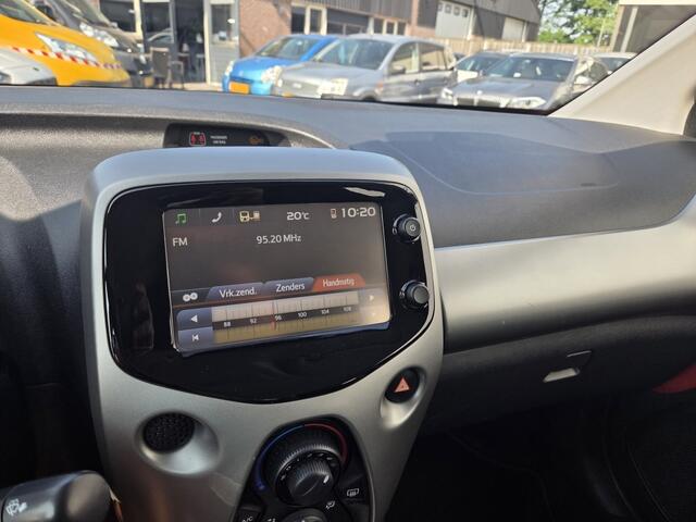 Toyota AYGO 1.0 VVT-i x-play