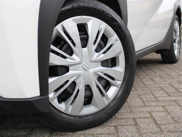 Toyota AYGO X 1.0 VVT-i S-CVT Play Achteruitrijcamera, DAB+ Radio, Airco, Bluetooth, Cruise Control Adaptief ¤ 399,- private lease