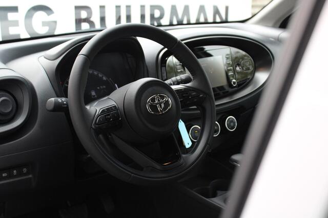Toyota AYGO X 1.0 VVT-i S-CVT Play Achteruitrijcamera, DAB+ Radio, Airco, Bluetooth, Cruise Control Adaptief ¤ 399,- private lease