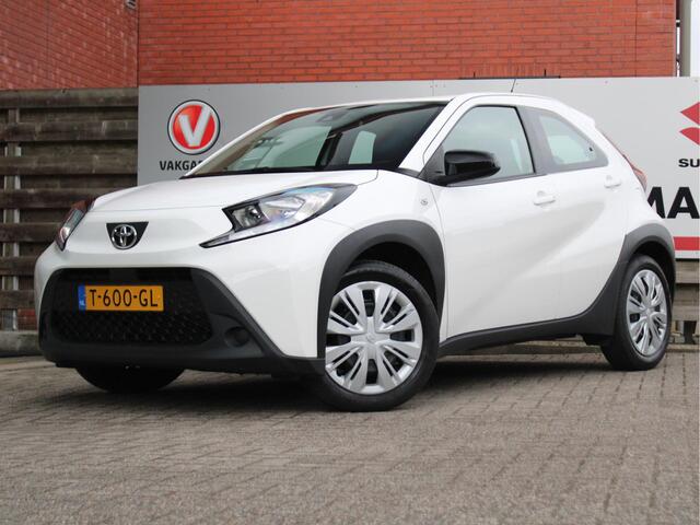 Toyota AYGO X 1.0 VVT-i S-CVT Play Achteruitrijcamera, DAB+ Radio, Airco, Bluetooth, Cruise Control Adaptief ¤ 399,- private lease