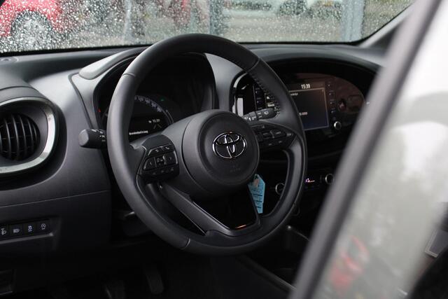 Toyota AYGO X 1.0 VVT-i MT Pulse Achteruitrijcamera, Cruise Control Adaptief, Airco Automatisch, DAB Radio ¤ 379,- private lease