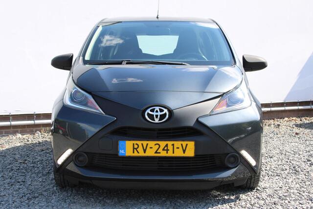 Toyota AYGO 1.0 VVT-i x-fun Elektr. ramen voor, Start/Stop Systeem, Airco, All-Season banden