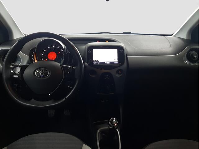 Toyota AYGO 1.0 VVT-i x-play | Navigatie | Airco | Camera |