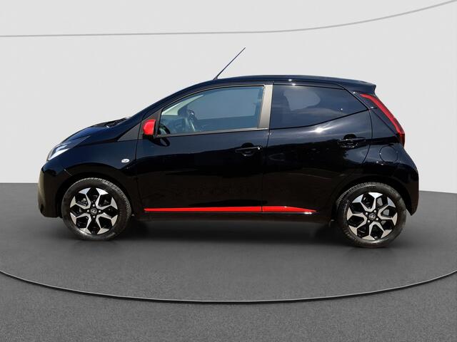 Toyota AYGO 1.0 VVT-i x-joy | Automaat | Camera | LM Velgen | Carplay | Android Auto |