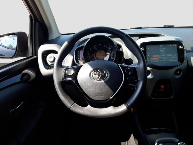 Toyota AYGO 1.0 VVT-i x-joy | Automaat | Camera | LM Velgen | Carplay | Android Auto |