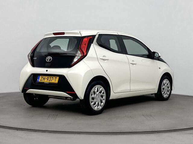Toyota AYGO 1.0 VVT-i x-play
