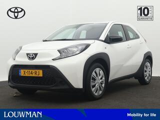 toyota-aygo-x-1.0-vvt-i-s-cvt-play-