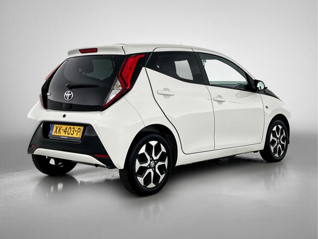 Toyota AYGO 1.0 VVT-i x-joy | 1e Eigenaar | Apple Carplay / Android Auto | Dealer Onderhouden | Climate Control |