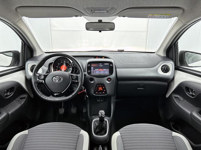 Toyota AYGO 1.0 VVT-i x-joy | 1e Eigenaar | Apple Carplay / Android Auto | Dealer Onderhouden | Climate Control |