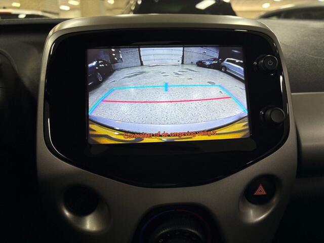 Toyota AYGO 1.0 VVT-I X-PLAY / Airco / Camera / Apple carplay / Multimedia