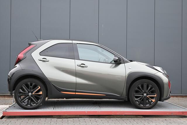 Toyota AYGO X 1.0 VVT-i MT Limited cabriodak jbl