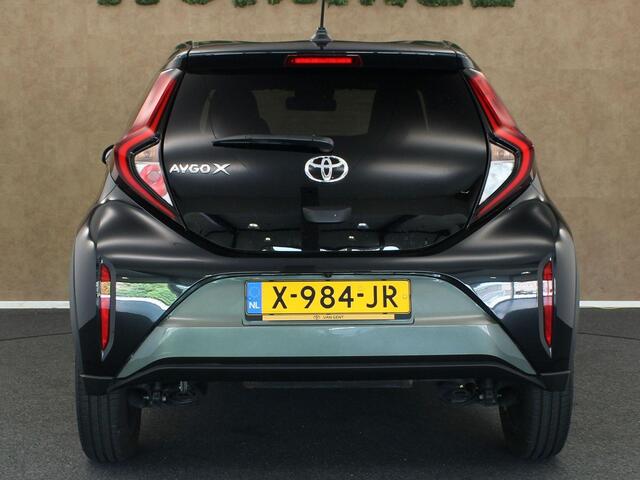 Toyota AYGO X 1.0 VVT-i MT Pulse - ORIGINEEL NEDERLANDSE AUTO - APPLE CARPLAY/ ANDROID AUTO - ADAPTIVE CRUISE CONTROL - ACHTERUITRIJ CAMERA - CLIMATE CONTROL - LICHTMETALEN VELGEN 17 INCH -