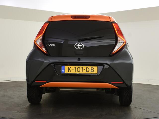 Toyota AYGO 1.0 VVT-i JBL | Nieuwe All Seasons | Camera