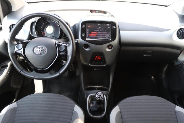 Toyota AYGO 1.0 VVT-i x-joy | Achteruitrijcamera | Climate Control | DAB+ |