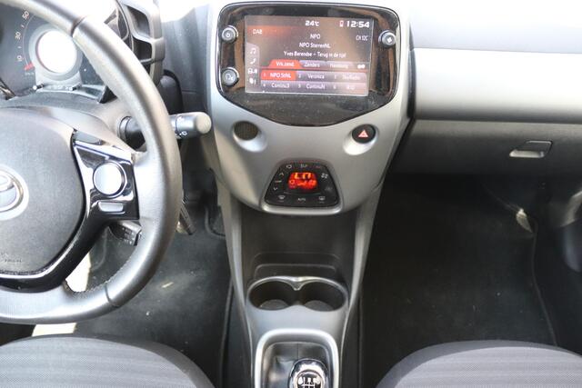 Toyota AYGO 1.0 VVT-i x-joy | Achteruitrijcamera | Climate Control | DAB+ |