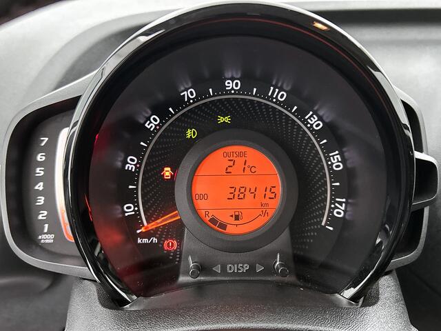 Toyota AYGO 1.0 VVT-i x-cite | Airco | Carmera | Carplay |