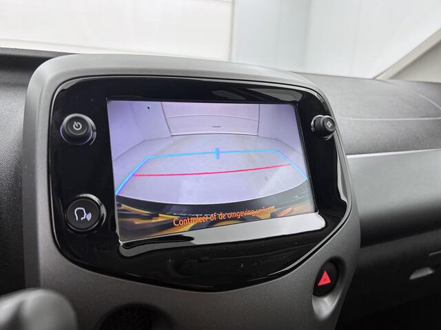 Toyota AYGO 1.0 VVT-i x-joy cabrio