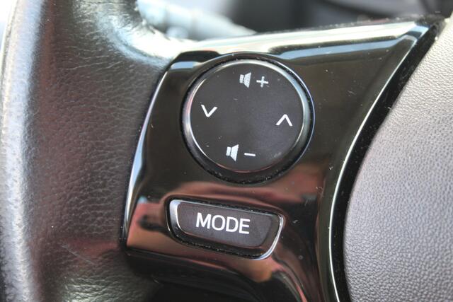 Toyota AYGO 1.0 VVT-i x-play//Navi//Camera//Carplay!