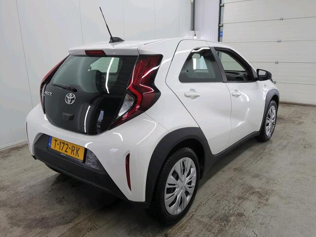 Toyota AYGO X 1.0 VVT-i MT Play, 1e Eig! Camera! Carplay! VERWACHT!!