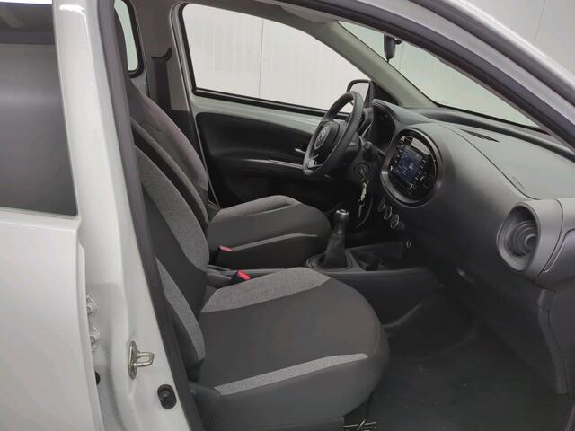 Toyota AYGO X 1.0 VVT-i MT Play, 1e Eig! Camera! Carplay! VERWACHT!!