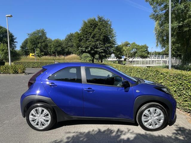 Toyota AYGO X 1.0 VVT-i MT Play All seasonbanden