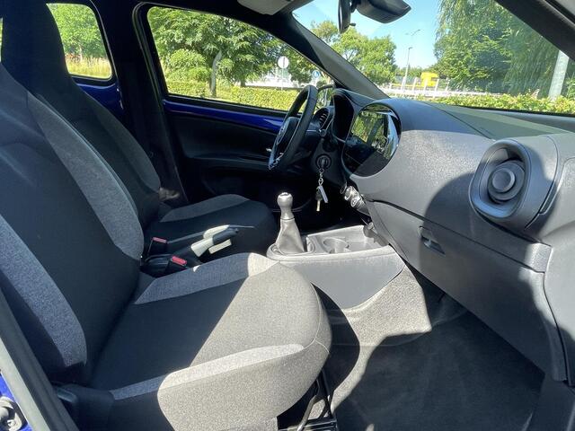 Toyota AYGO X 1.0 VVT-i MT Play All seasonbanden