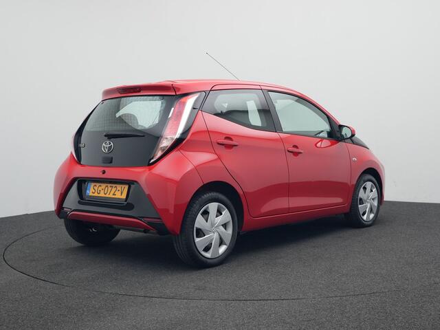 Toyota AYGO 1.0 VVT-i x-play