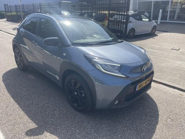 Toyota AYGO X 1.0 VVT-i MT first | Stoelverwarming | Apple CarPlay & AndroidAUTO | Camera |
