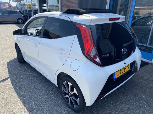 Toyota AYGO 1.0 VVT-i x-cite