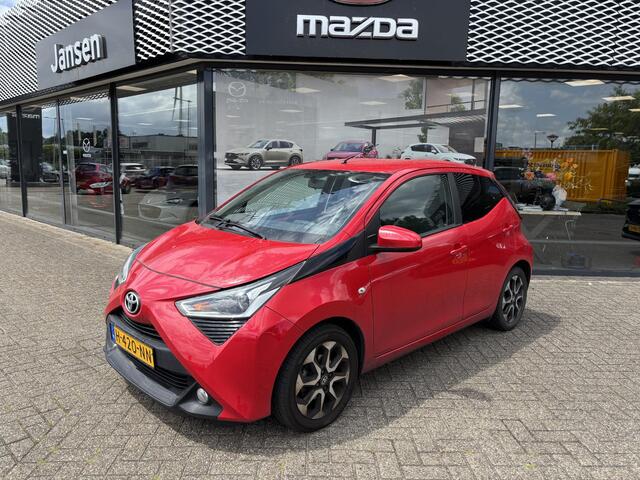 Toyota AYGO 1.0 VVT-i x-joy , Trekhaak, Clima, Camera, Apple Carplay, Bluetooth, LMV 15 Inch, Armsteun, Elek.Ramen