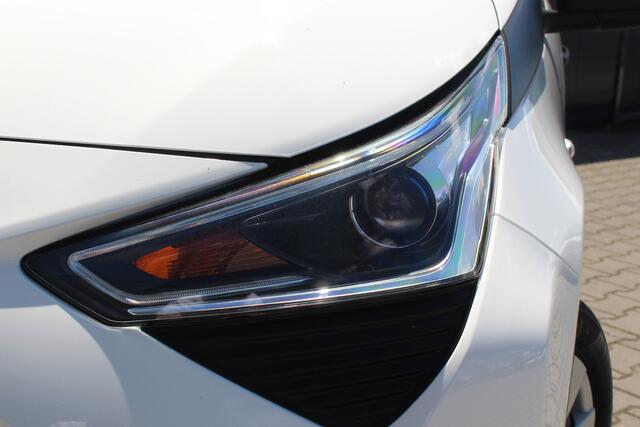 Toyota AYGO 1.0 VVT-i x | Incl. 12 maanden garantie | 5-deurs | Airco | Bluetooth | Elektrische ramen voor | Stuurwiel multifunctioneel